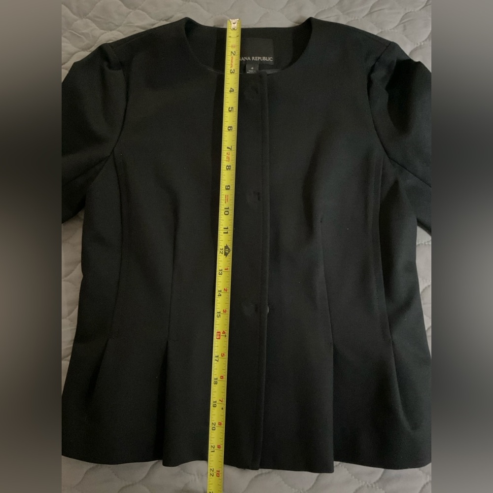 Banana Republic Black Women's Blazer - Picture 8 of 11